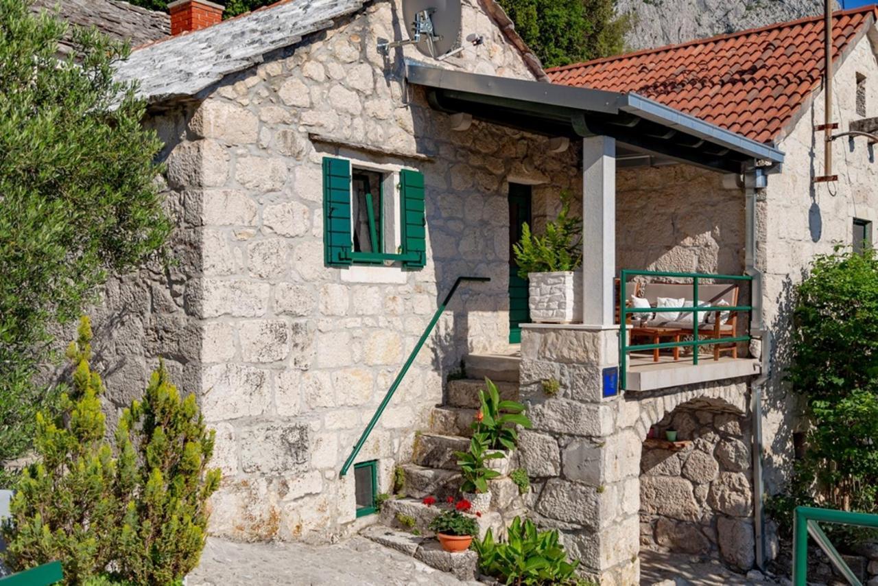 Stone House Nikolina With Heated Pool Villa Bast Exterior photo