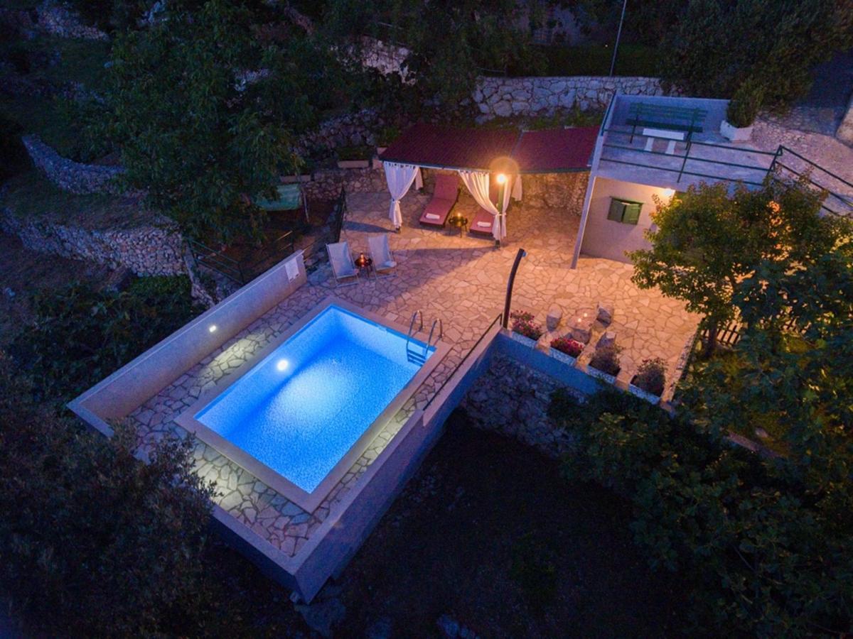 Stone House Nikolina With Heated Pool Villa Bast Exterior photo