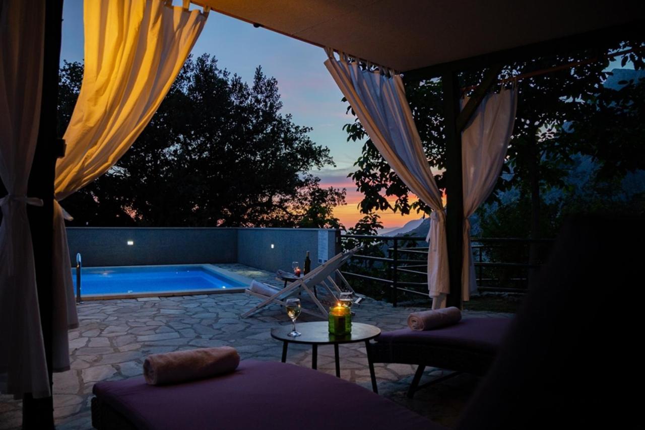 Stone House Nikolina With Heated Pool Villa Bast Exterior photo
